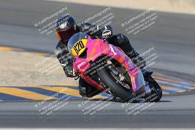 media/Dec-18-2022-SoCal Trackdays (Sun) [[8099a50955]]/Turn 10 (140pm)/